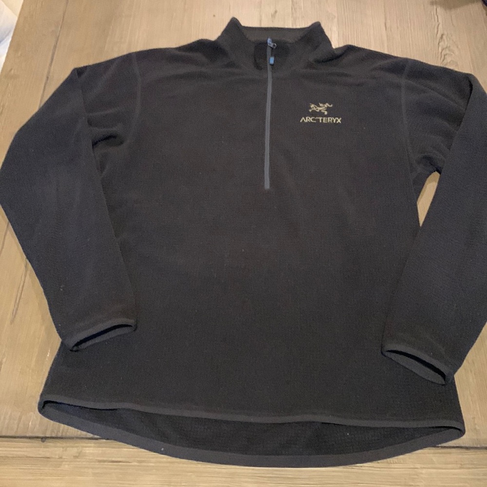 Arc’teryx half zip fleece
